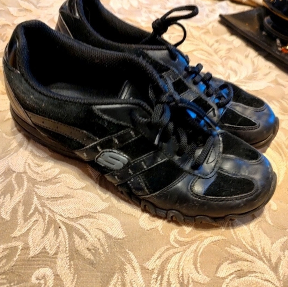🖤🩶 Fab Vtg Y2K Skechers Genuine Leather & Suede Black & Grey Sneakers - 7.5M